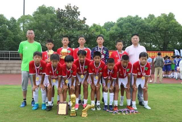 龙八头号玩家APP界面预览